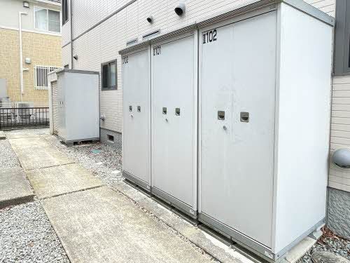 建物外観　ストッカー