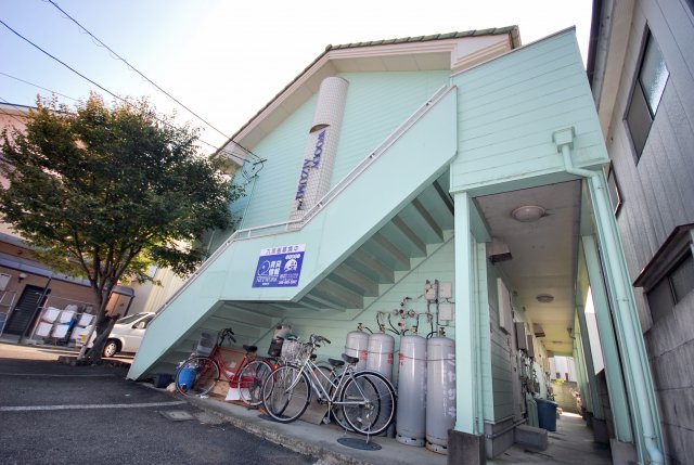 駐車場　ウッディ藍住