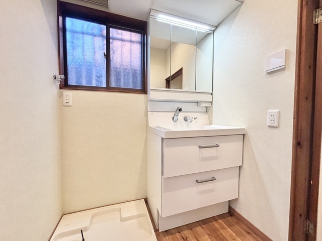 洗面設備　独立洗面台