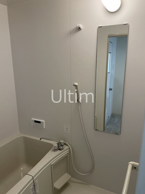 バス・シャワールーム　別部屋のお写真です。ご参考までに！