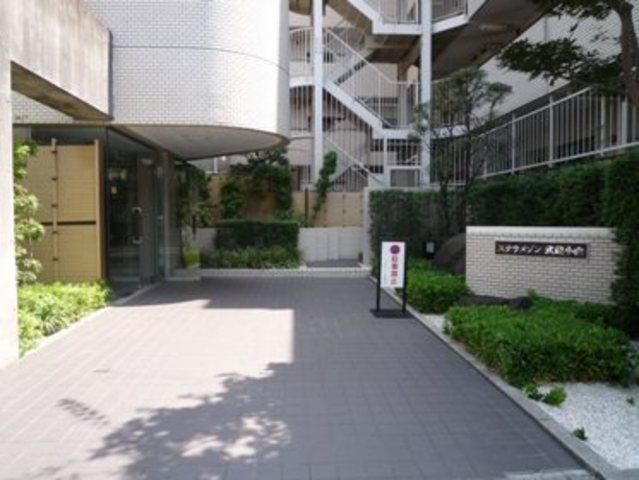 エントランス　エントランス