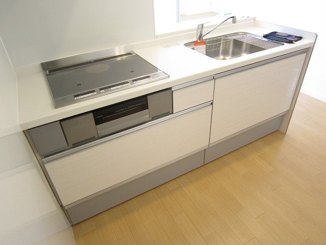 キッチン　※別部屋参考写真