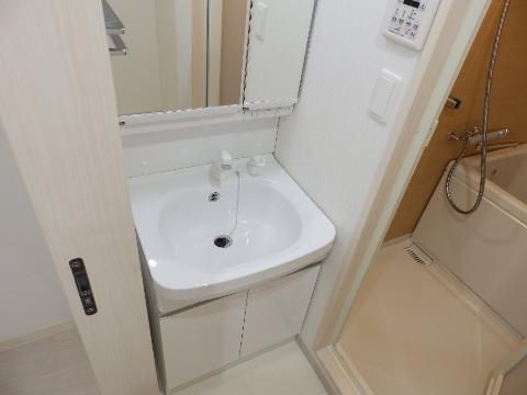 洗面設備　洗髪洗面化粧台