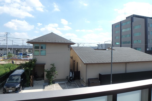 眺望　南向きで日当たりも良好♪お洗濯物が干しやすいですね。