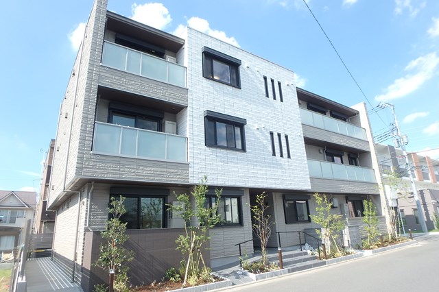 建物外観　管理体制の行き届いた、積水ハウス施工のシャーメゾン！