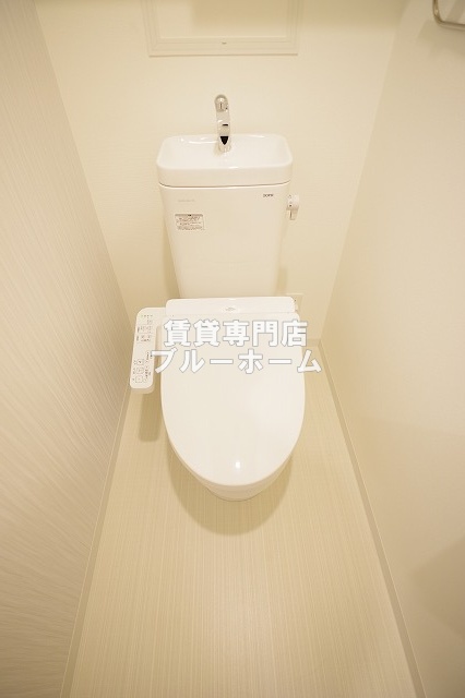 トイレ　温水洗浄付きのトイレ！
