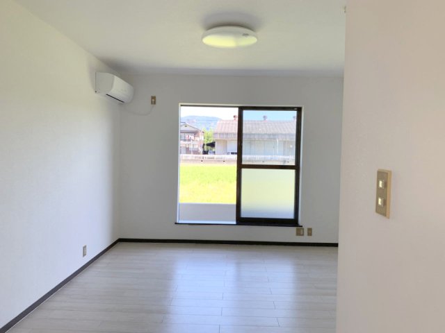 居室・リビング　同仕様