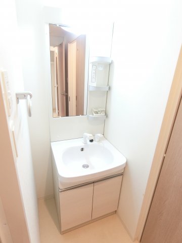 洗面設備　詳細は、RISUMO江坂本店→06-6155-7137まで♪