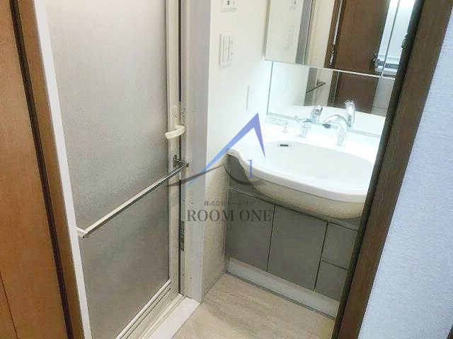 洗面設備　洗面台です。