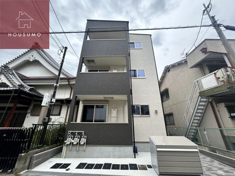 建物外観　外観は落ち着いています