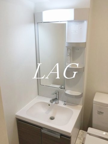 洗面設備　洗面台です。