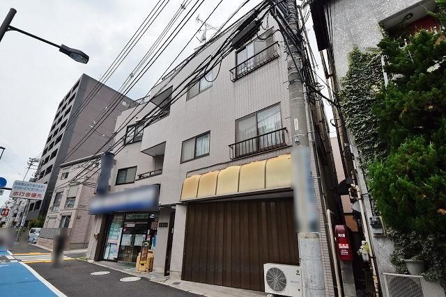 建物外観　★調布駅徒歩7分の便利な環境のマンションです★