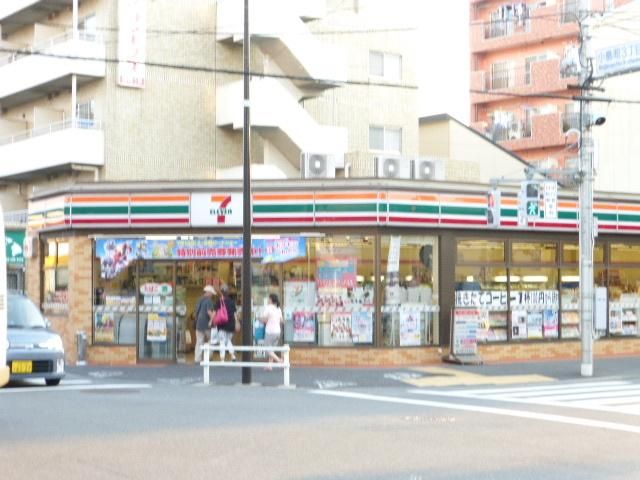 コンビニ　セブンイレブン（コンビニ）まで100m