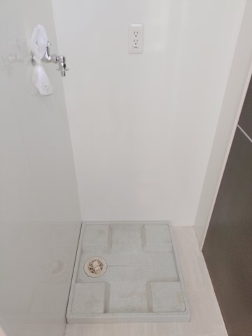 その他　室内洗濯機置場です