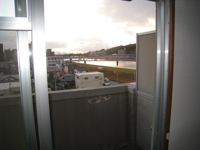 眺望　※写真は別のお部屋です。現況を優先させていただきます。