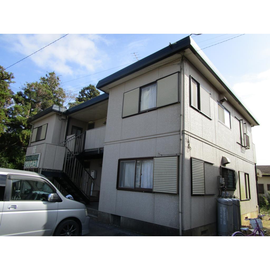 長生郡長生村七井土のアパートの建物外観