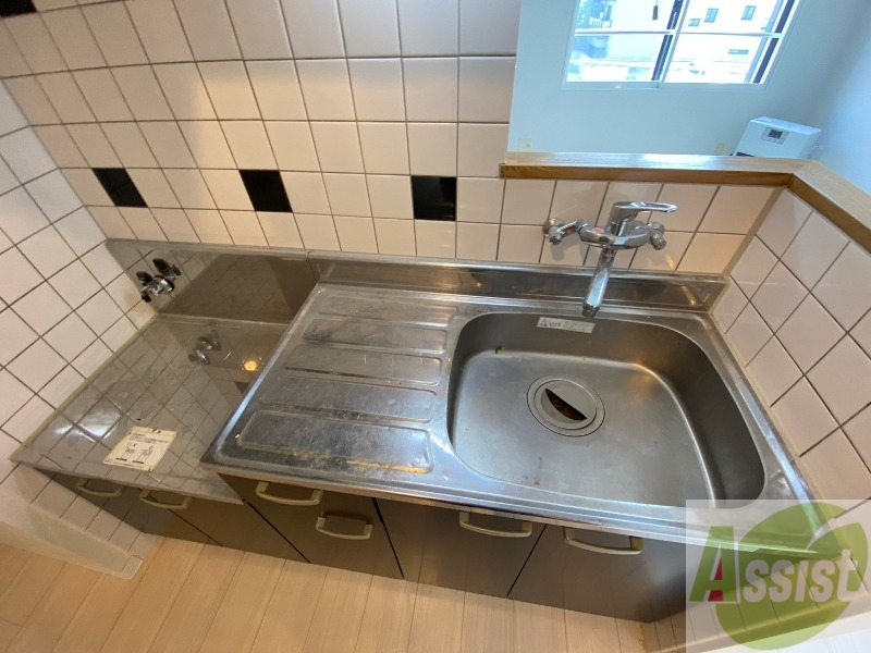 キッチン　キッチンはスペースも広々していて使いやすそうですよ！