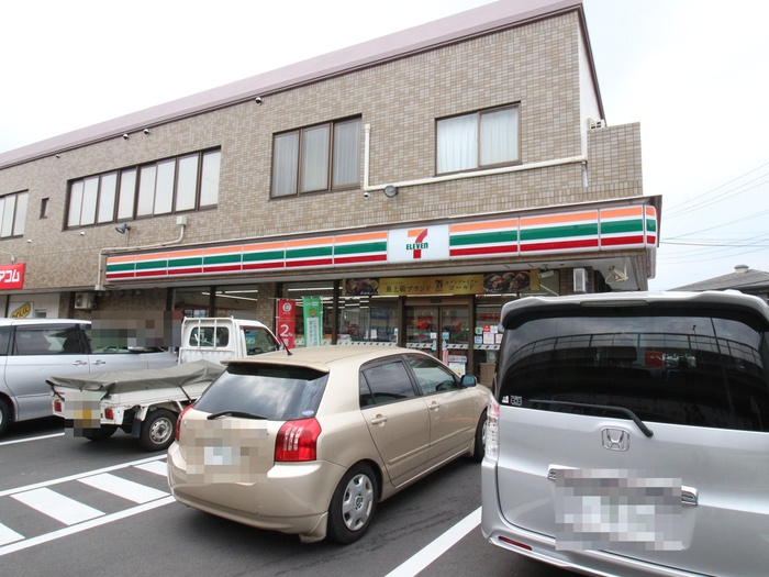コンビニ　セブンイレブン横浜新石川店（コンビニ）まで506m