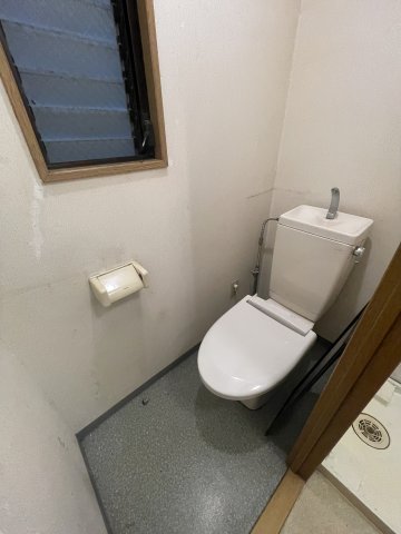 トイレ　落ち着いたトイレです