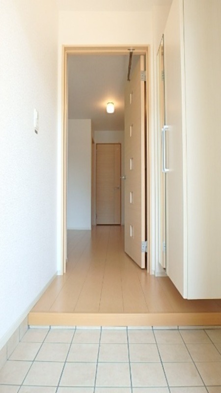 玄関　図面と現状に相違がある場合には現状を優先