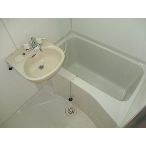 バス・シャワールーム　前回募集時の画像です