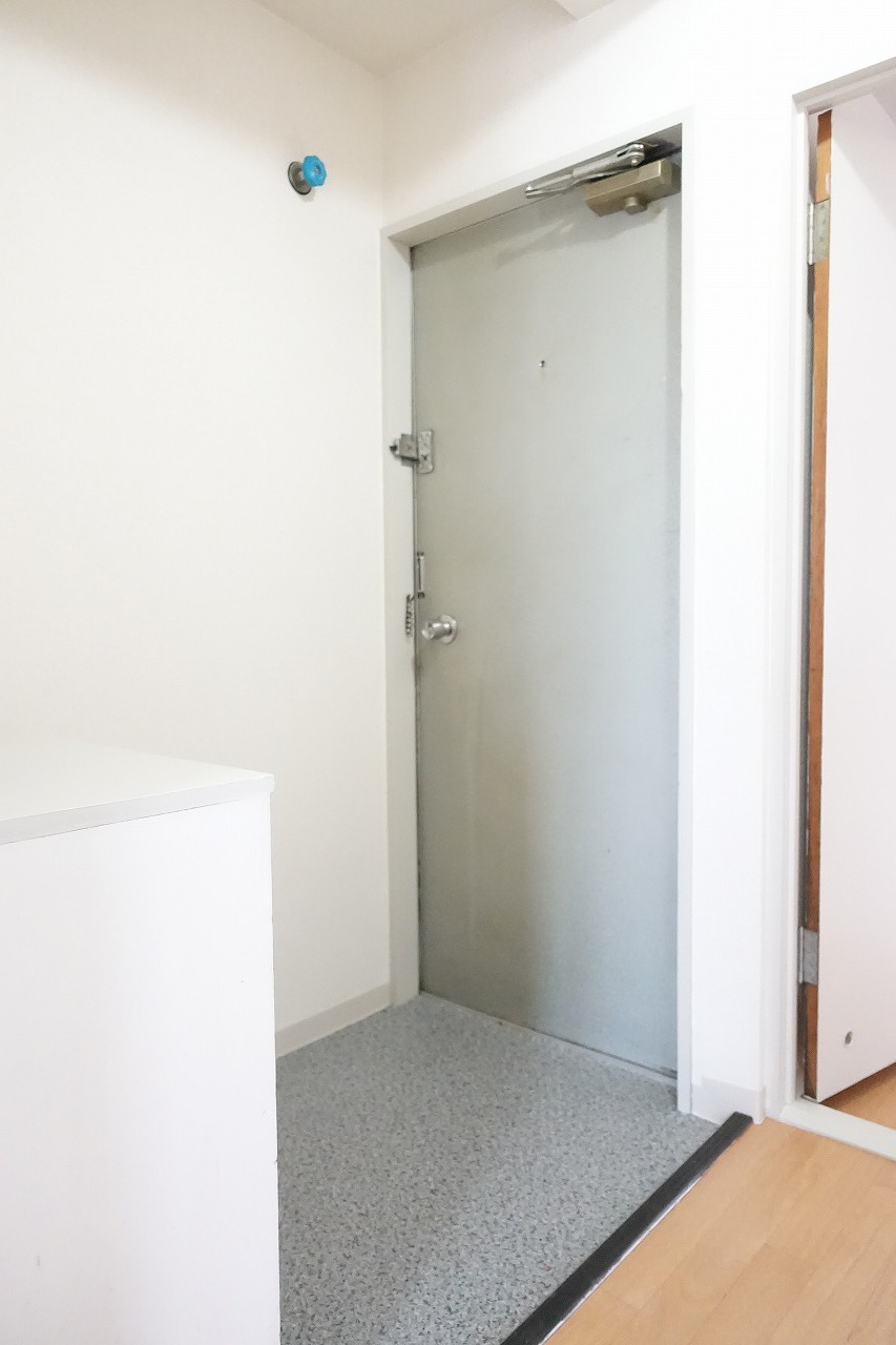 玄関　同タイプ部屋写真