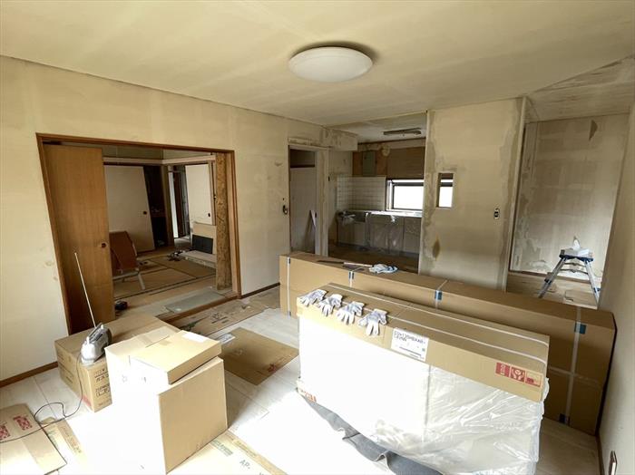 居室・リビング　リフォーム中の写真です