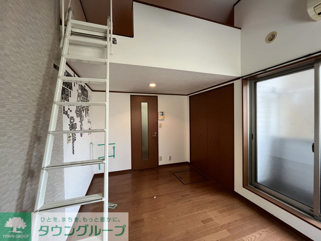 居室・リビング　★お掃除前の写真です★