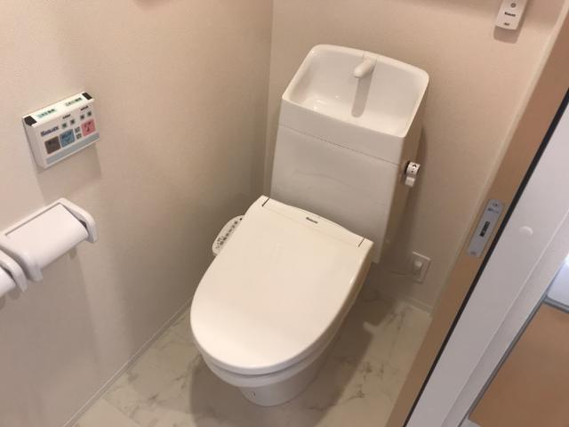 トイレ　シャワー付トイレ