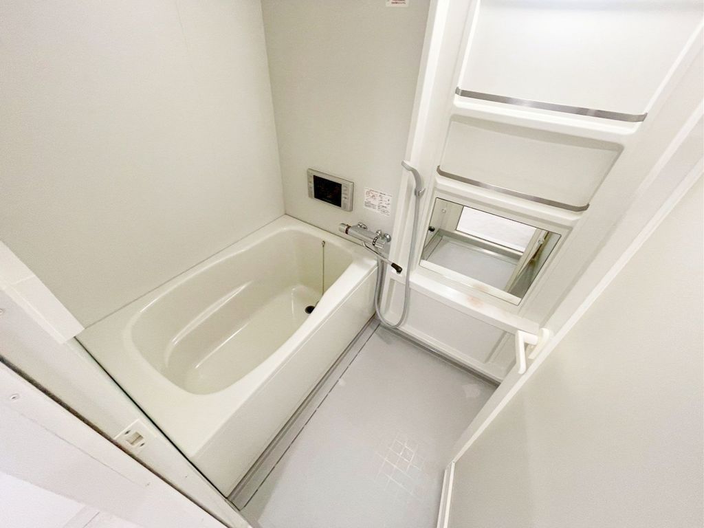 バス・シャワールーム　バス