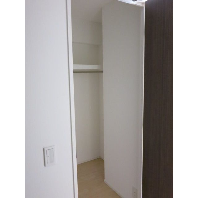 収納　ウォークインクローゼット