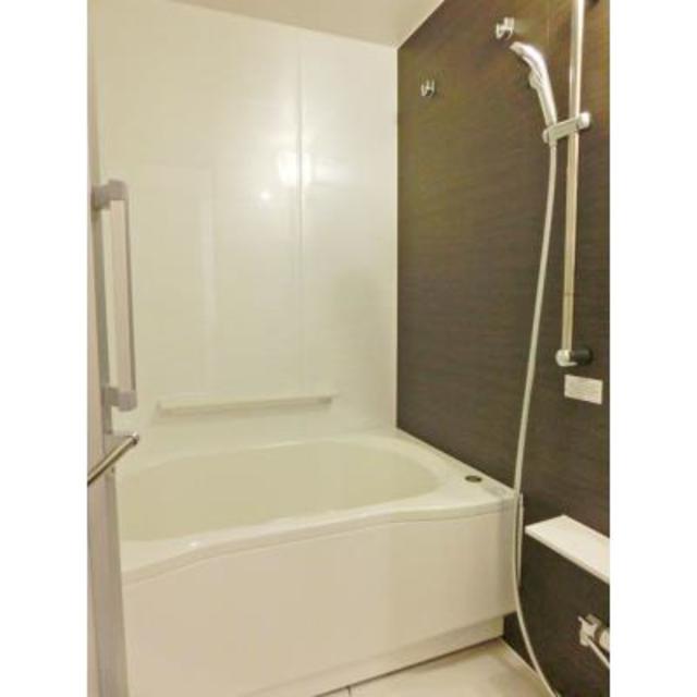 バス・シャワールーム　※写真は同タイプ住戸です。