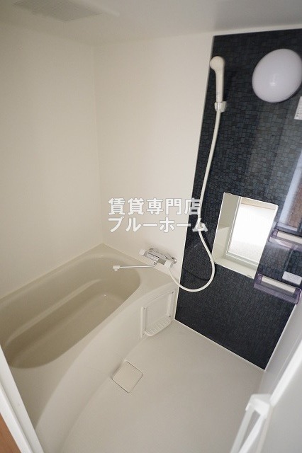 バス・シャワールーム　鏡のあるお風呂！