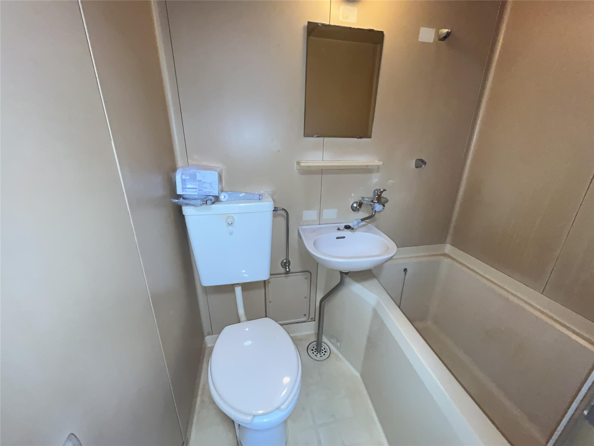 バス・シャワールーム