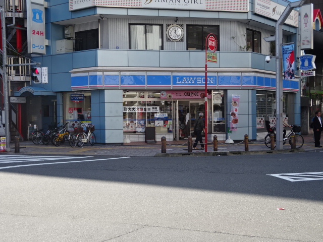 コンビニ　ローソン 高円寺南四丁目店（コンビニ）まで406m