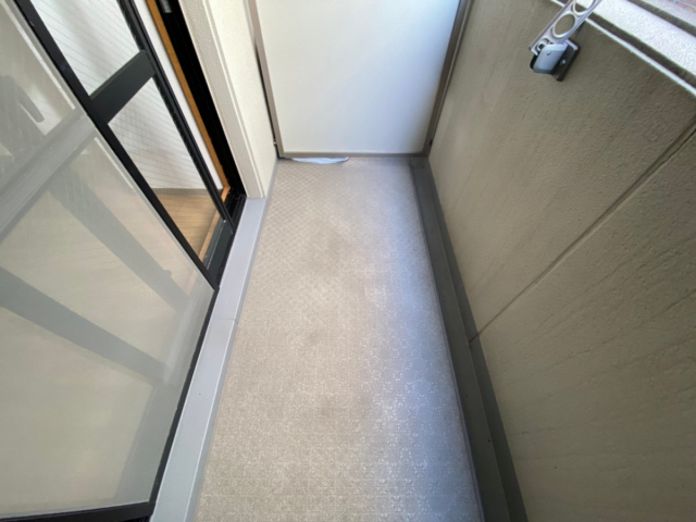 バルコニー　外からの目が気にならないバルコニーで洗濯物が干せます