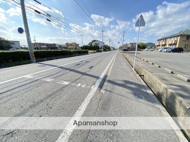 その他　前面道路２（その他）まで0m