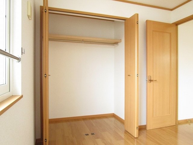 収納　たっぷりとした収納スペースです