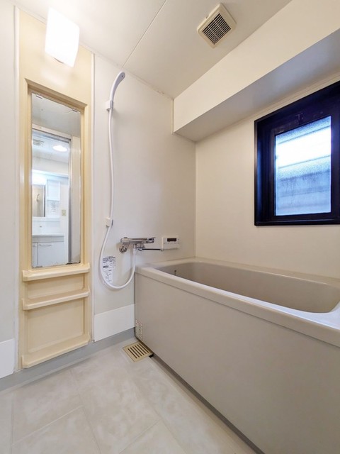 バス・シャワールーム　【浴室】現状優先