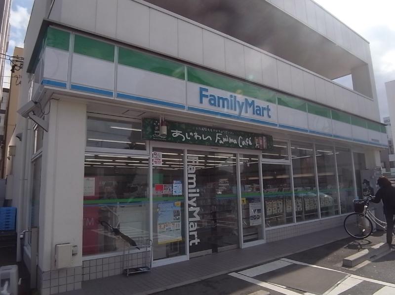 コンビニ　ファミリーマート 中村鳥居西通店（コンビニ）まで67m