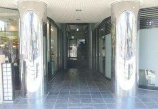 エントランス　ゆとりのあるエントランスです