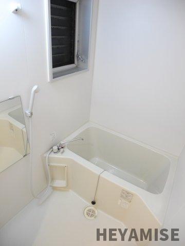 バス・シャワールーム　※同間取りの別の階のお部屋の写真です※