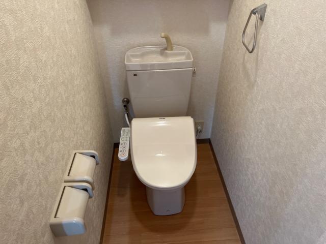 トイレ　トイレ