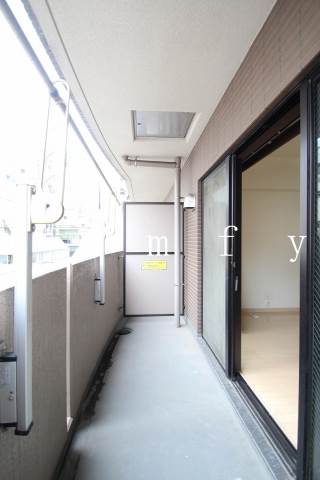 バルコニー　東向きのバルコニー