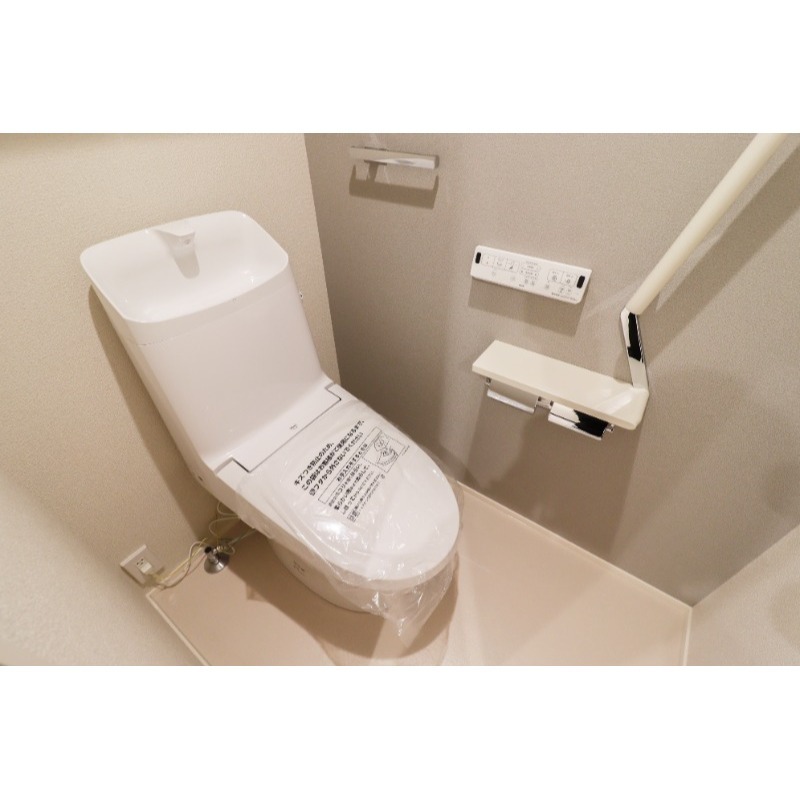 トイレ　図面と現状に相違がある場合には現状を優先