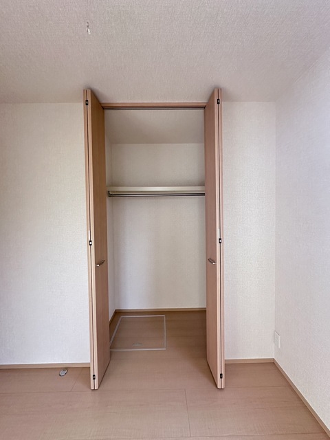 収納　別部屋参考写真です