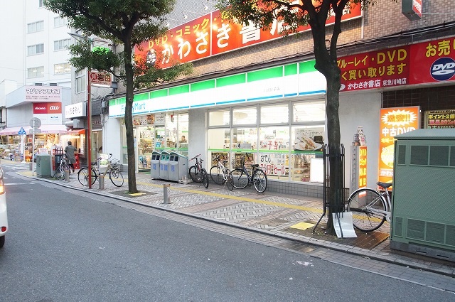コンビニ　ファミリーマート「川崎砂子店」（コンビニ）まで139m