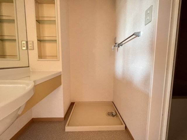 その他部屋・スペース　洗濯機置き場