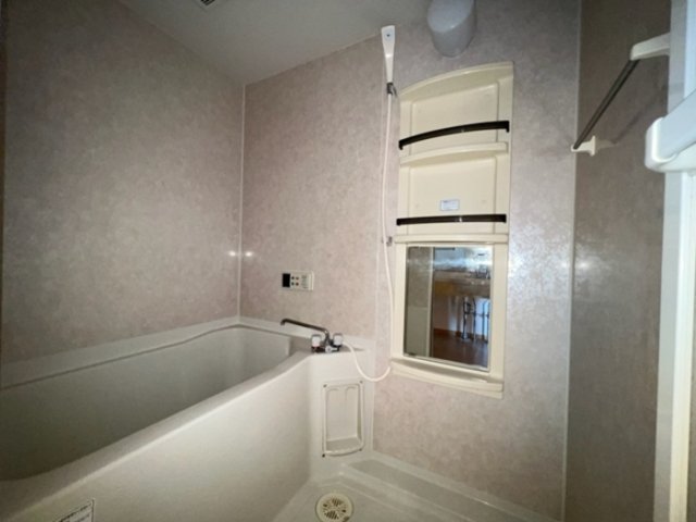 バス・シャワールーム　浴室