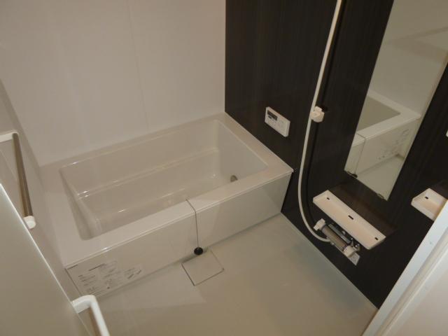 バス・シャワールーム　日々の疲れを癒すお風呂です。